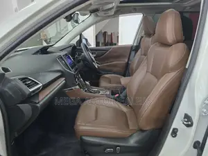 Subaru Forester 2018 White