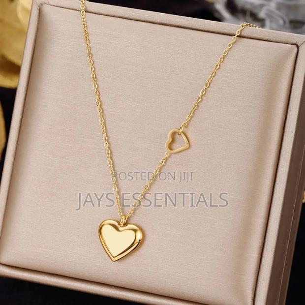 Elegant Hypoallergenic Necklaces - thumbnail 8