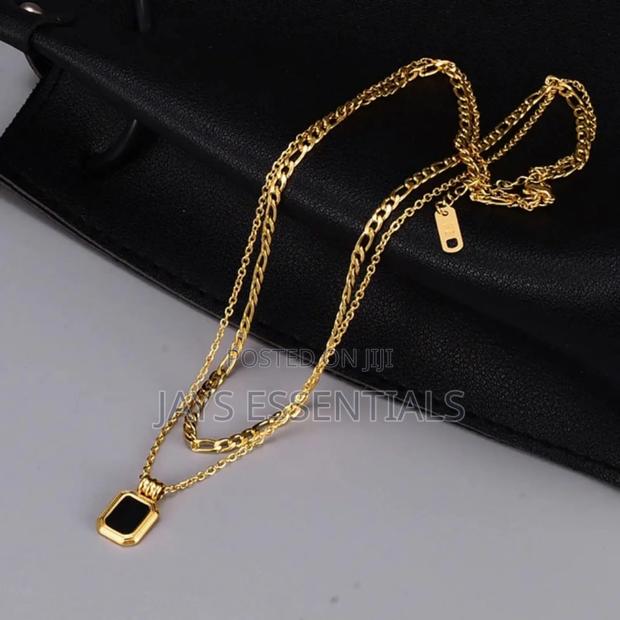 Elegant Hypoallergenic Necklaces - thumbnail 17