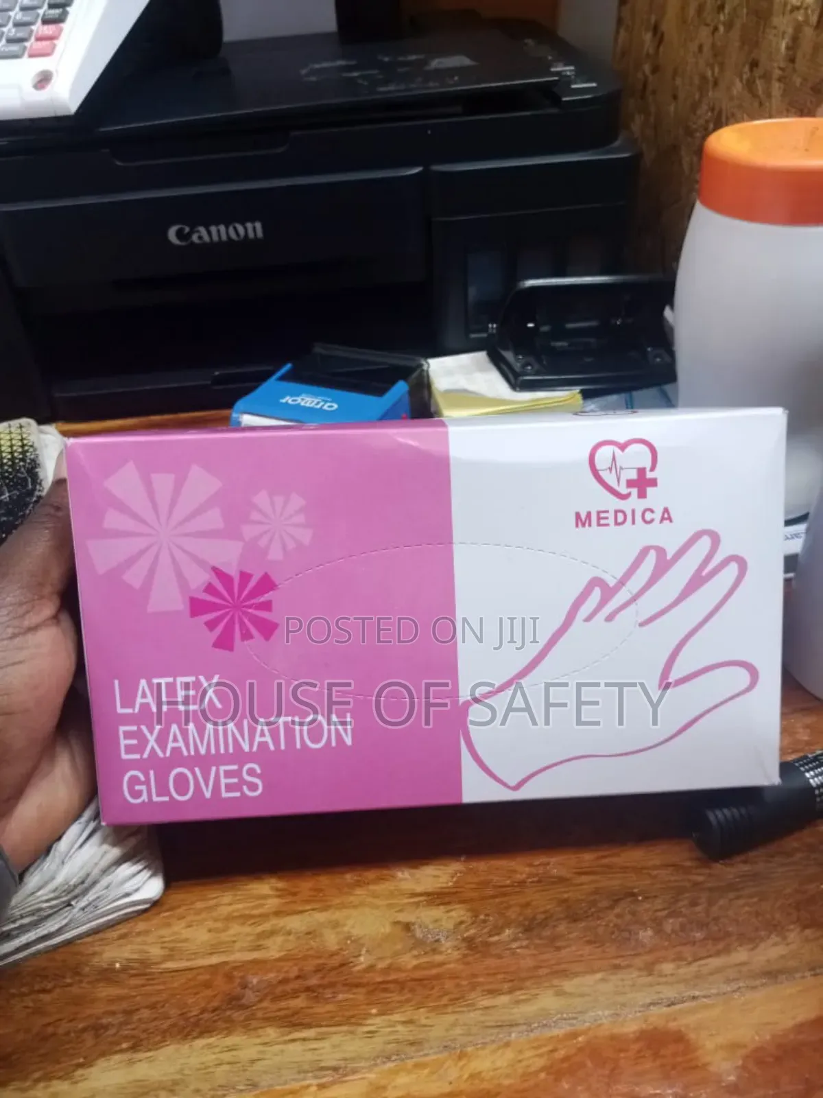 Latex Hospital Gloves
