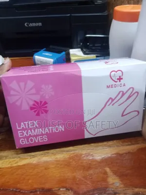 Latex Hospital Gloves