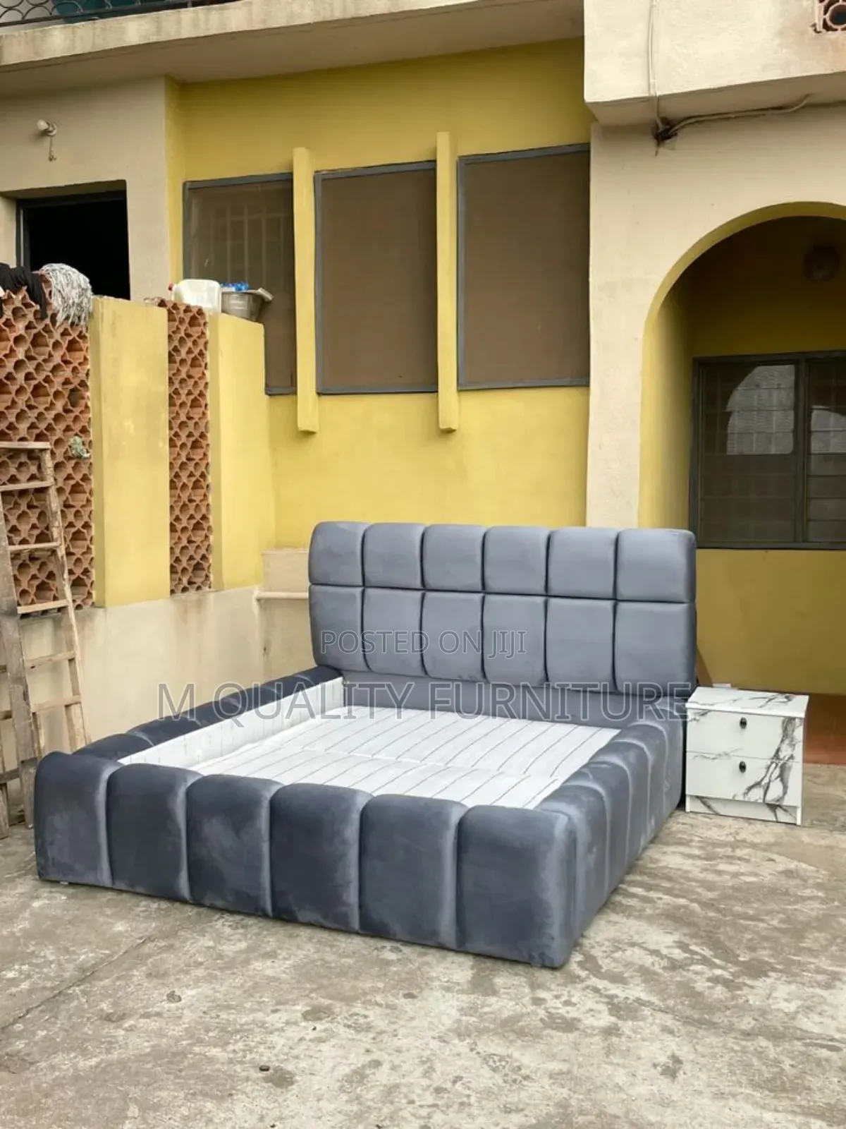 Gray Bubble.Handmade Beds
