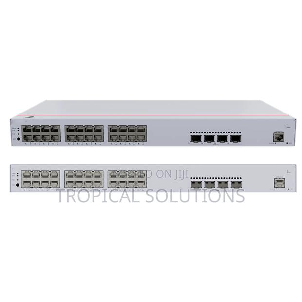 Data Communication S220-24p4x Huawei Router - main view