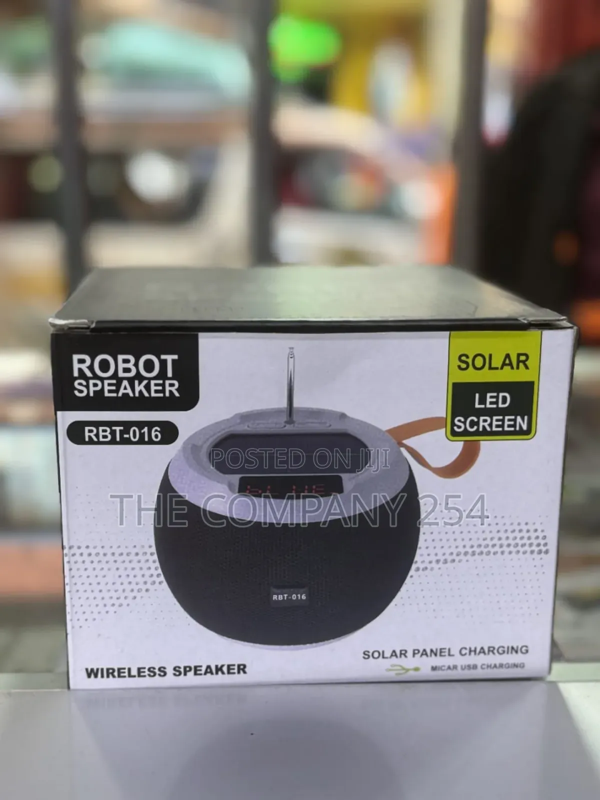 Portable Bluetooth Lifters Robot Loud Speakers Chargible With Panels
