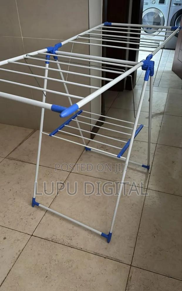 *Drying Clothes Stand* - main view