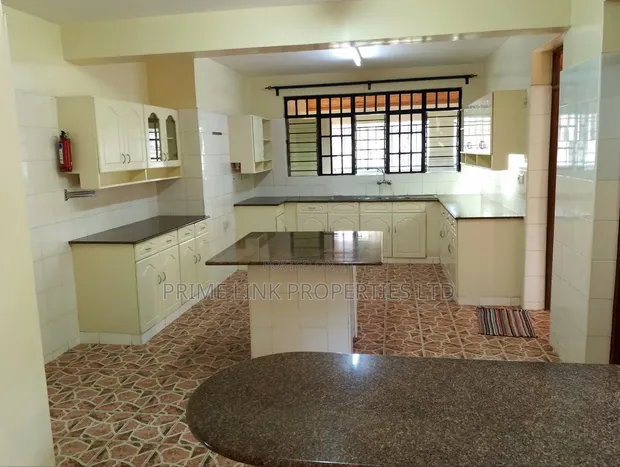 4bdrm Mansion in Kare, Karen for rent