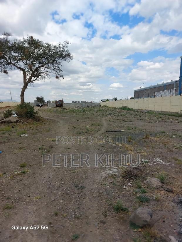 Eastern Bypass 1ac Fenced Yard for Leasing - thumbnail 3