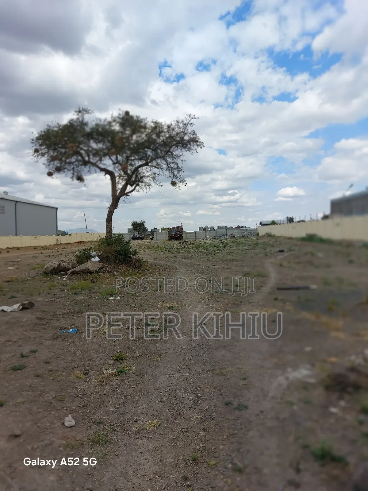 Eastern Bypass 1ac Fenced Yard for Leasing