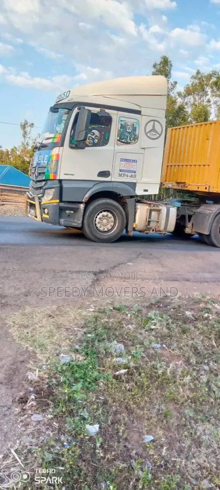 Containerised Trailers Are Available for Errands