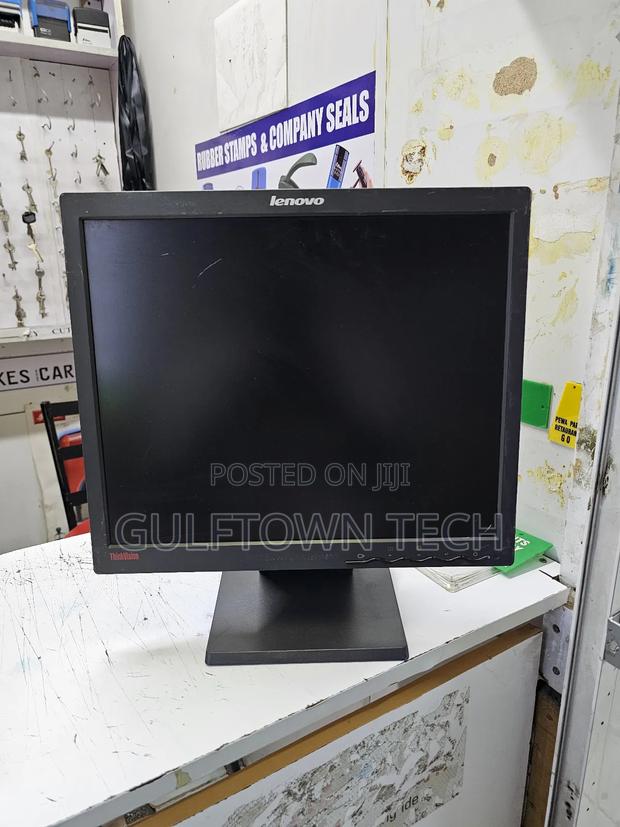 Lenovo 17inch TFT Monitor