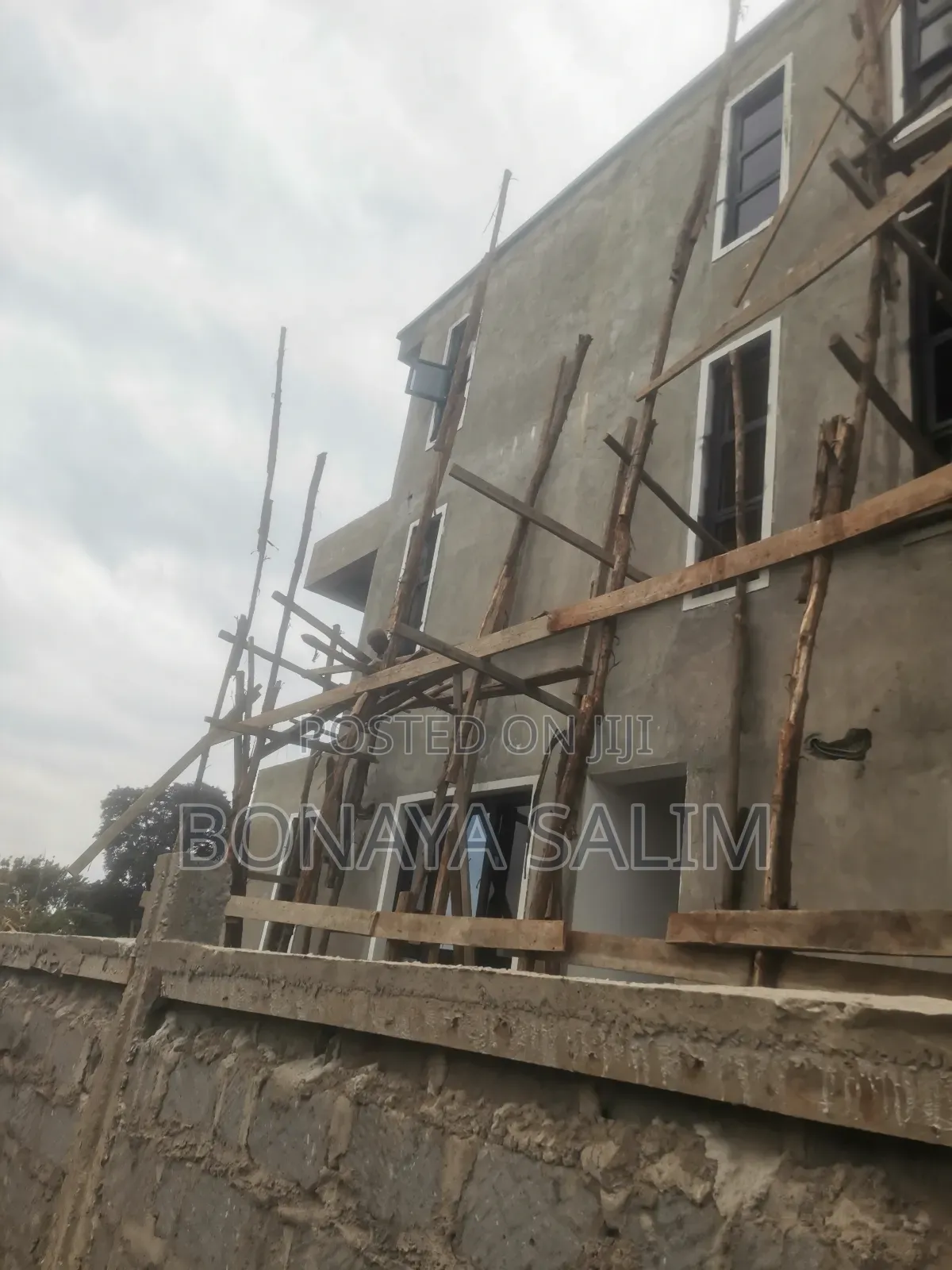 Construction Site Supervisor