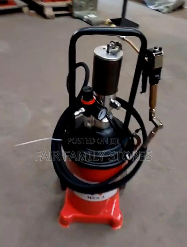 Pneumatic Grease Pump - thumbnail 2