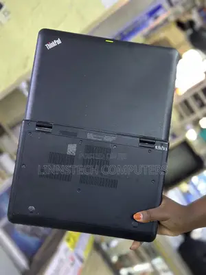Laptop Lenovo Yoga 11e 4GB Intel Celeron SSD 128GB