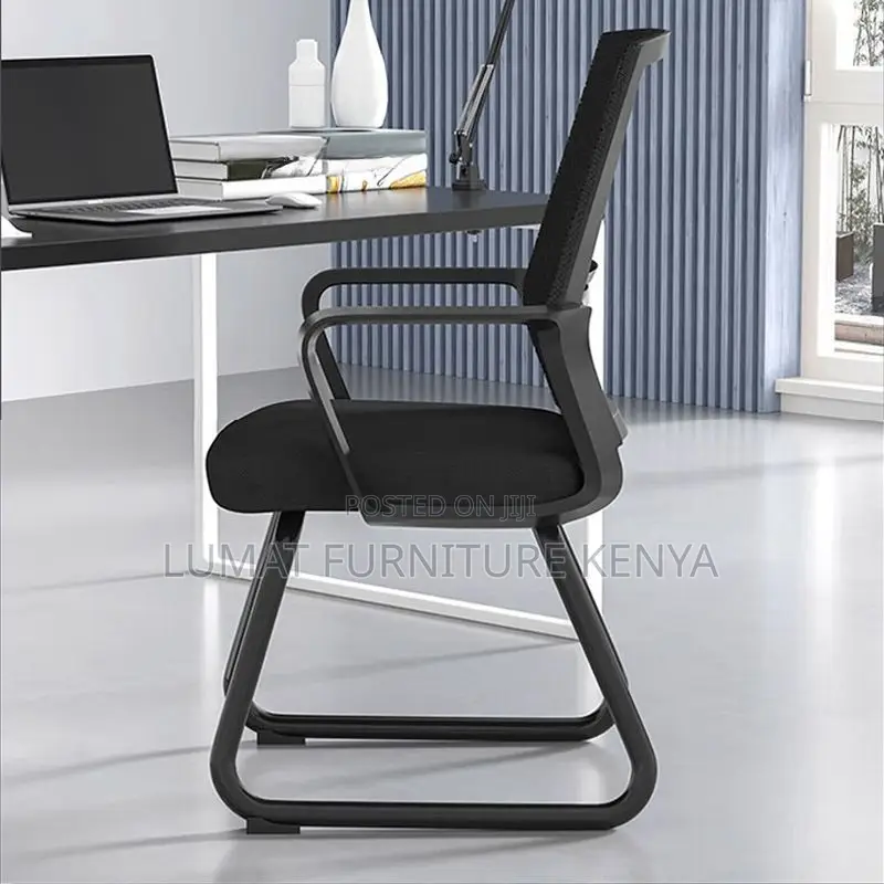 Modern Cantilever Office Guest Chair – Mesh Back