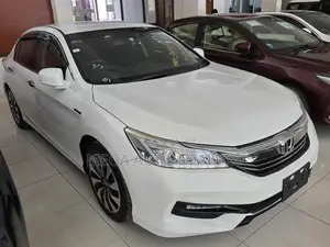 Honda Accord 2018 White