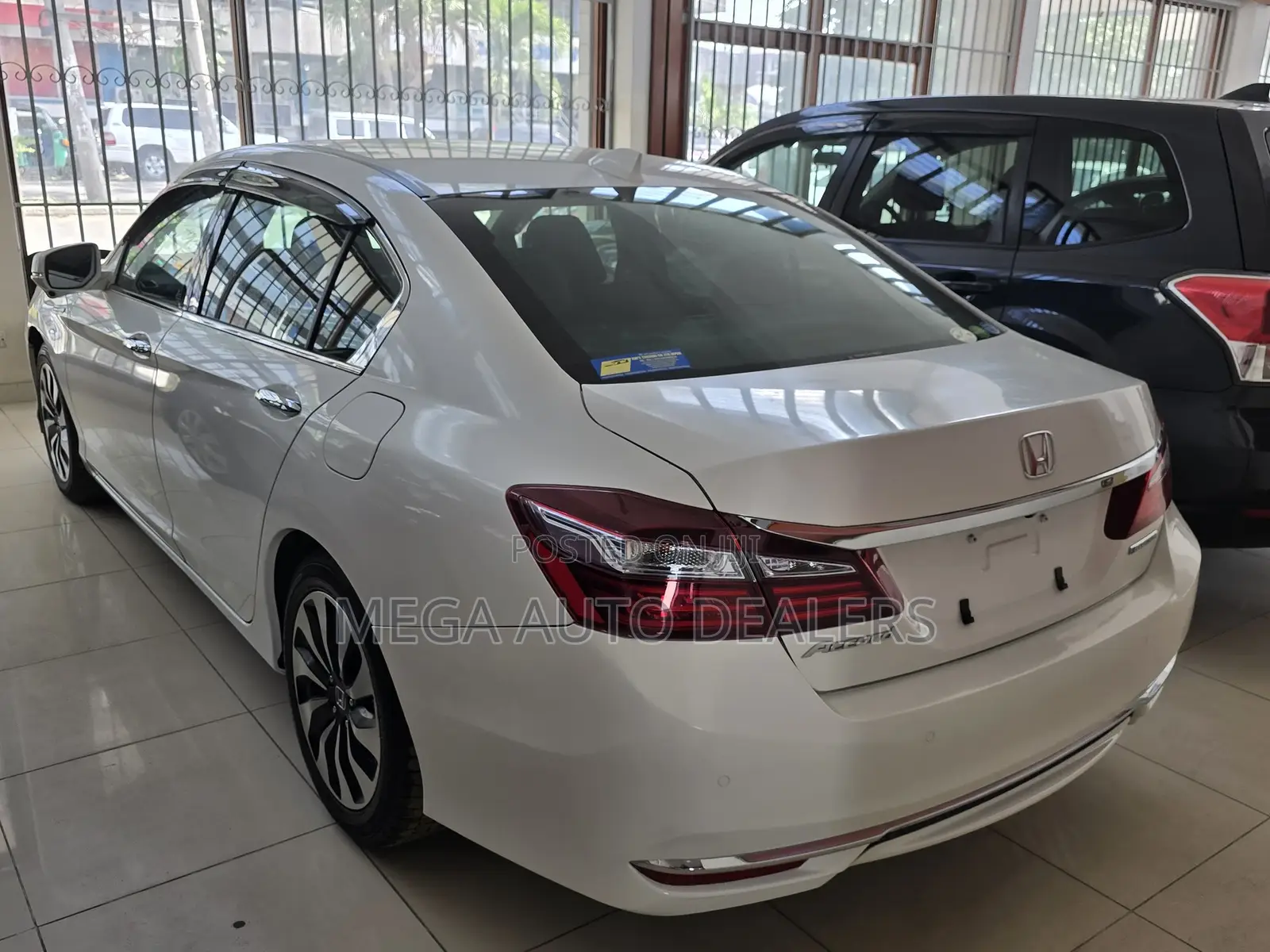 Honda Accord 2018 White