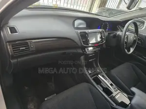 Honda Accord 2018 White