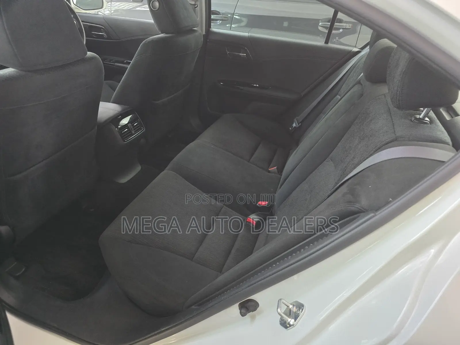 Honda Accord 2018 White