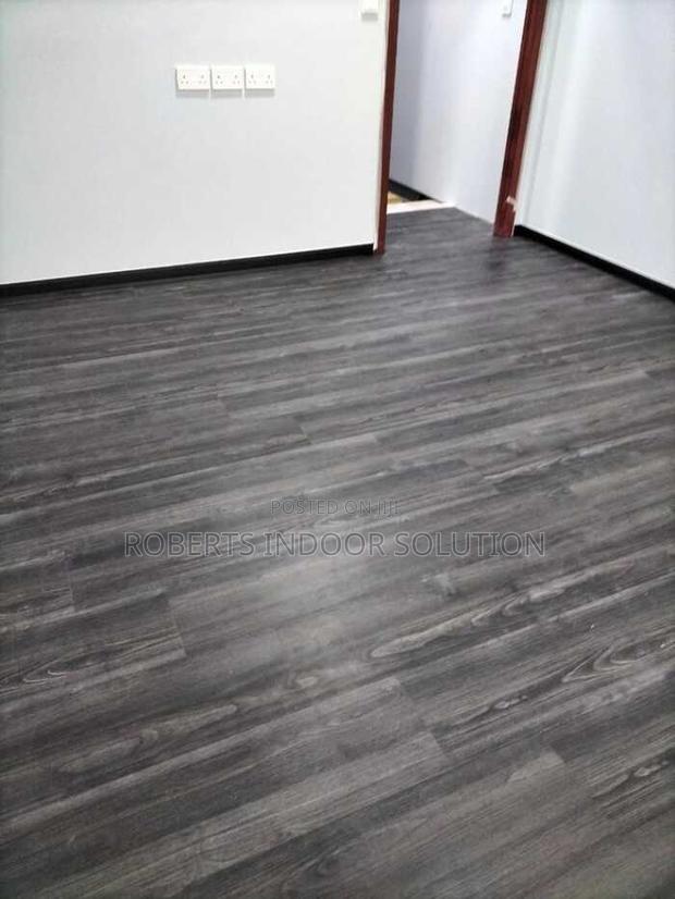 Durable Grey Vinyl Low Maintenance PVC Flloring