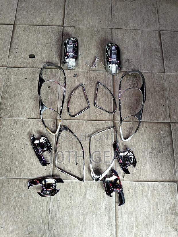 Corolla 2003 Chrome Kit