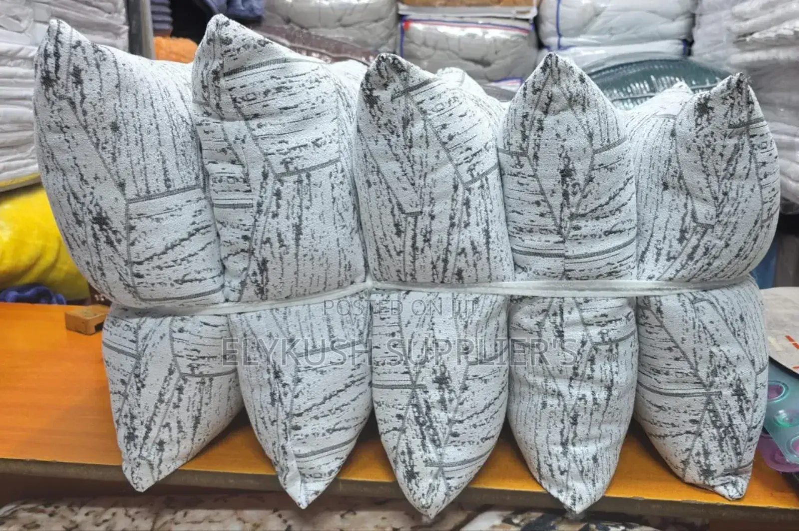 *Fiber Throw Pillows Available*
~ *A Set of 5pcs