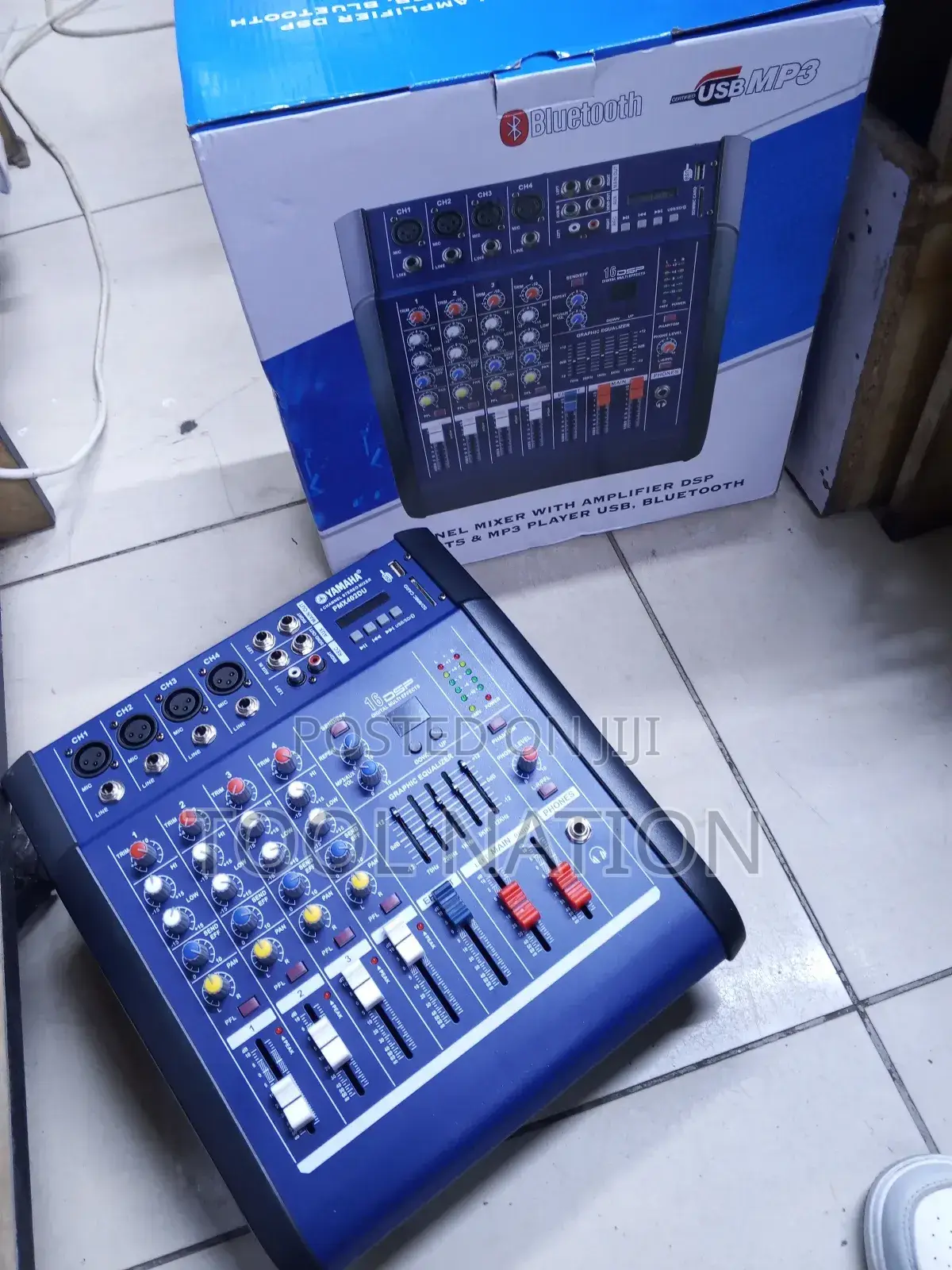 4 Chanel Powered Mixer