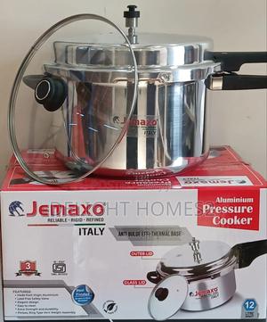 Aluminium Pressure Cooker_man - thumbnail 2