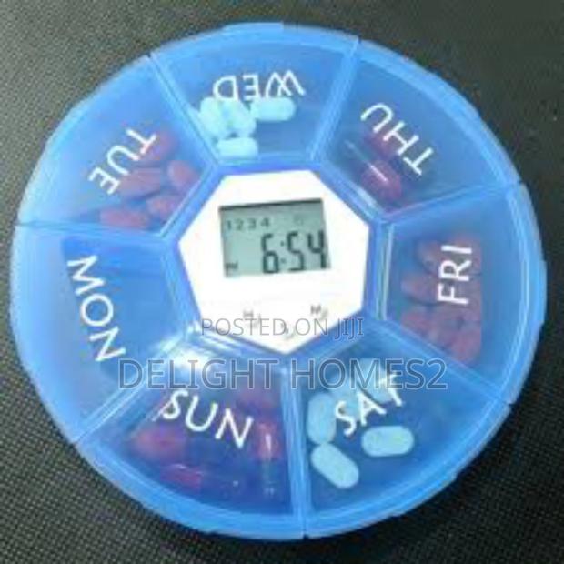 Medicine Storage Case/Pill Dispenser_jes