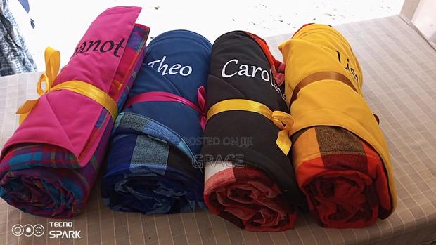 Fleeced Masai Blanket - thumbnail 9