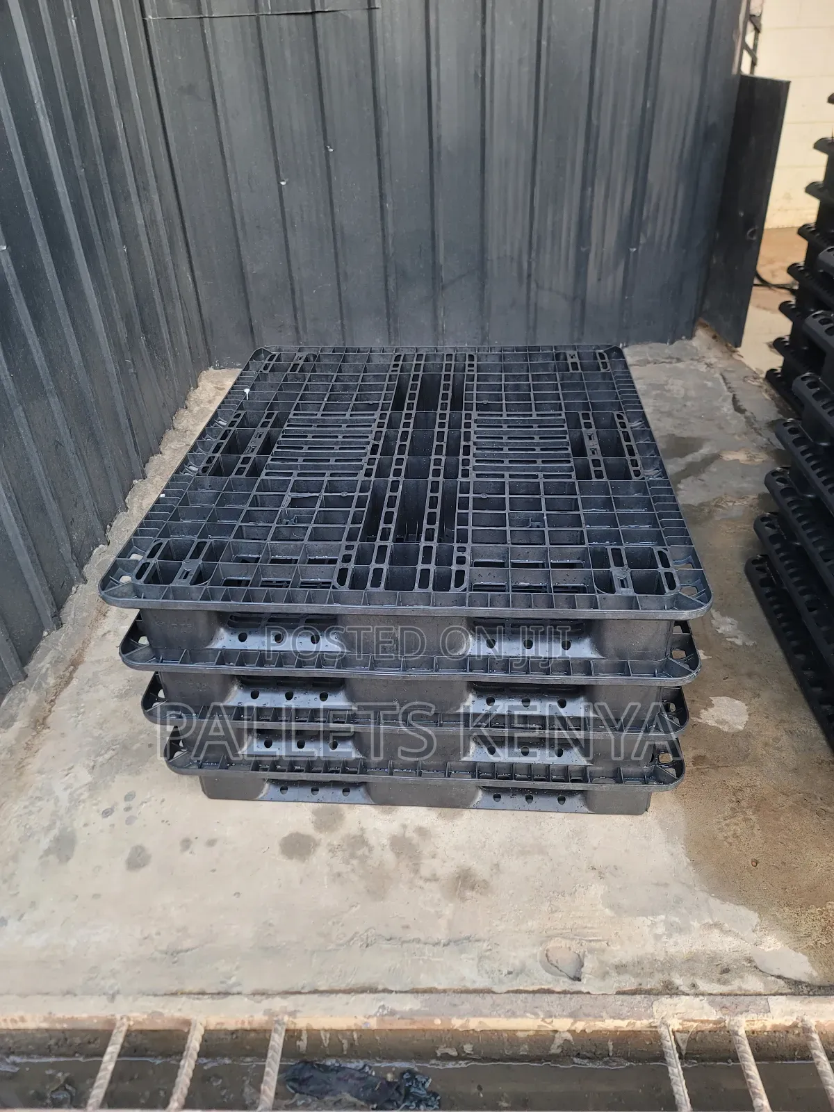 Pallets For Storage Use