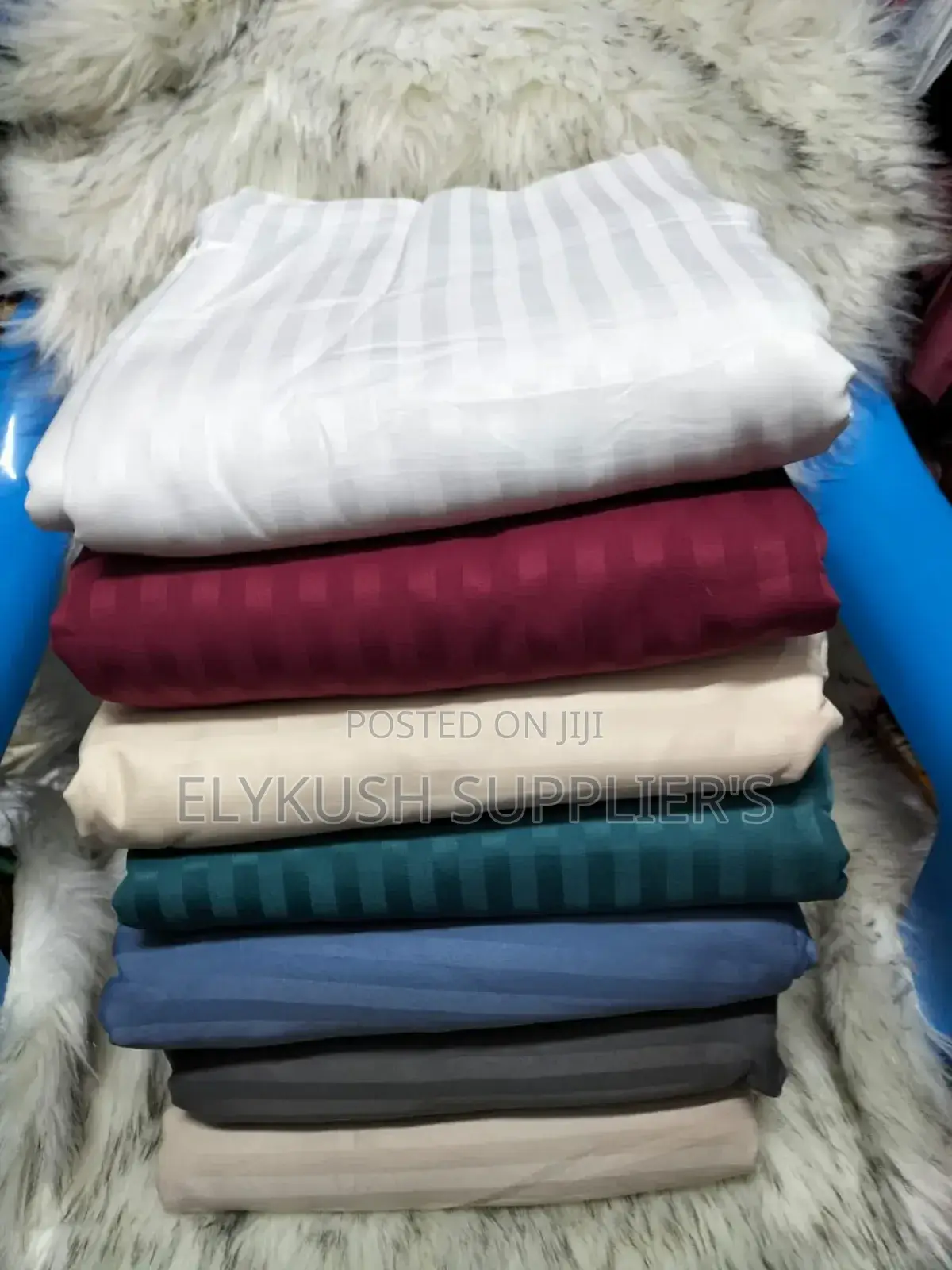 Extra King Size Strippedcotton Bedsheet*
 Size: *7*8 (250*270cm)*