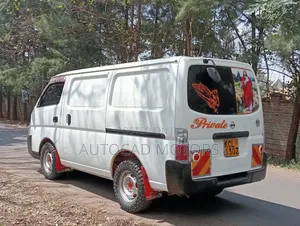 Nissan Caravan (Urvan) 2010 White