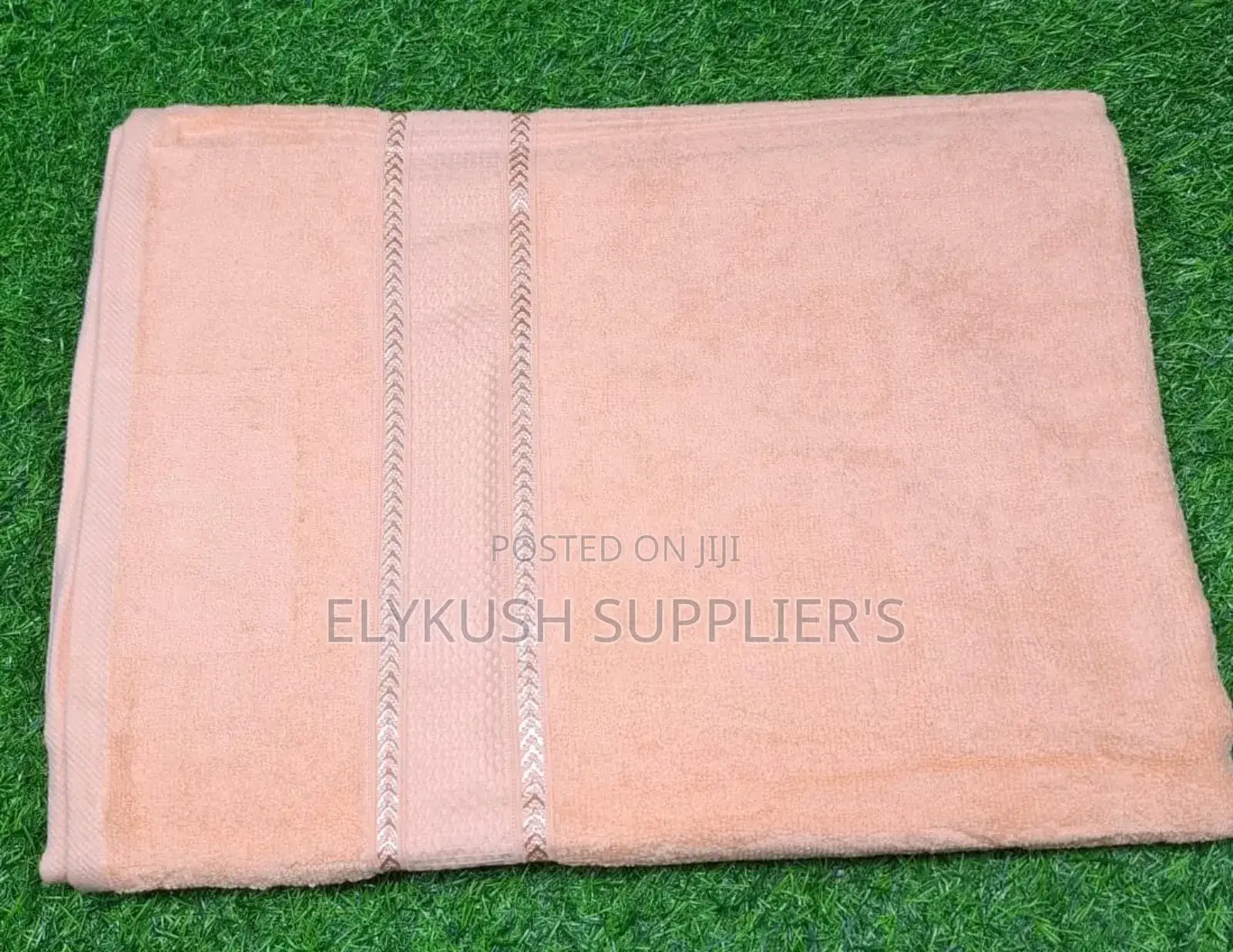 *High Quality Large Coloured Towels 
~Size: 90*165cm (Large)
