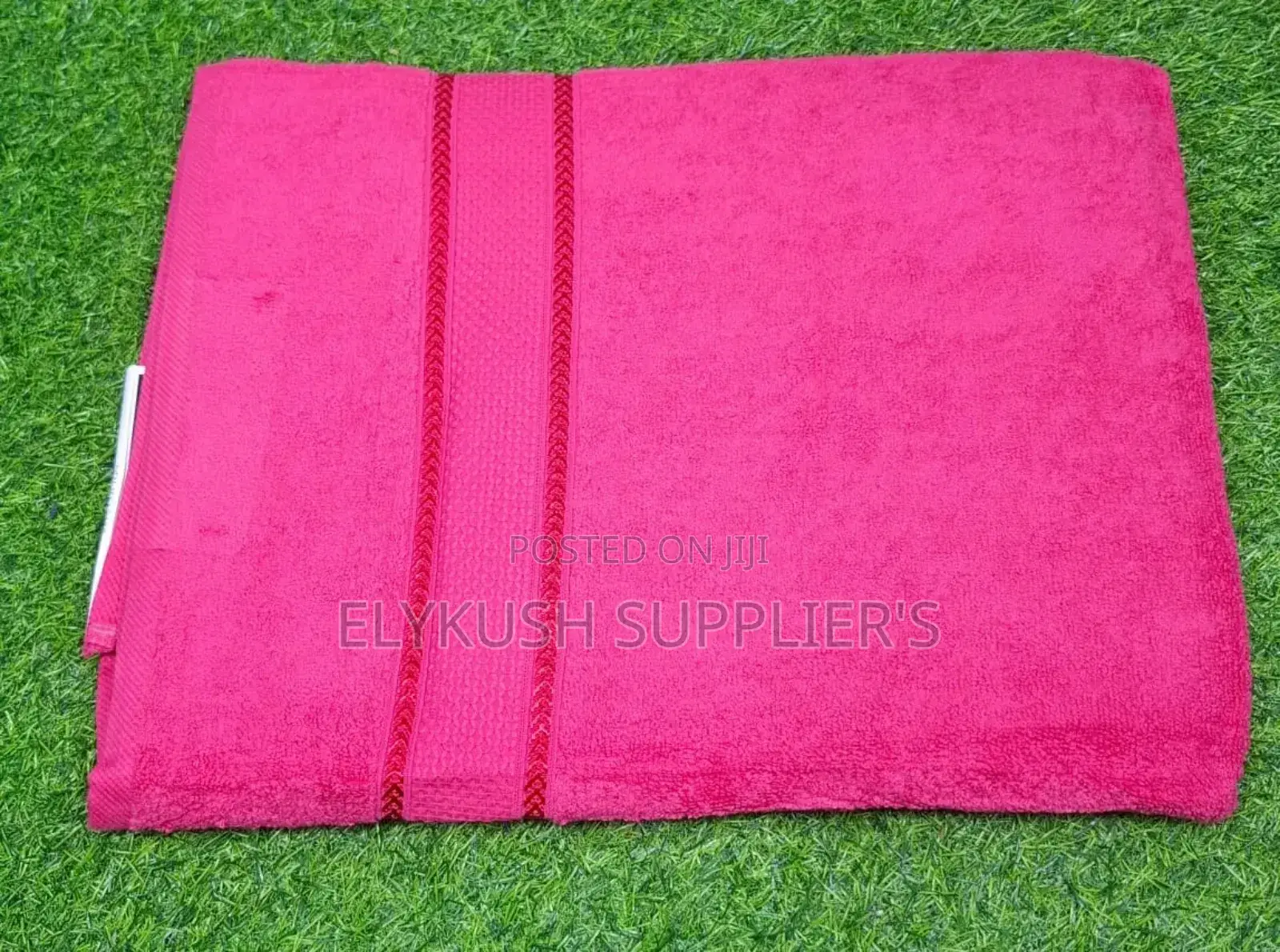 *High Quality Large Coloured Towels 
~Size: 90*165cm (Large)