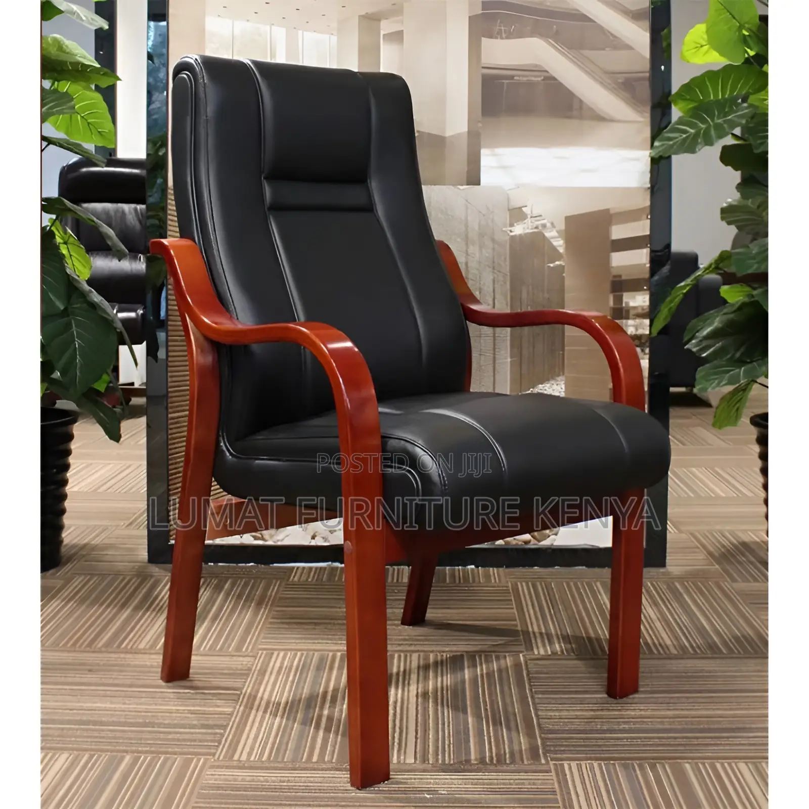 Wooden Frame Visitors Seat With Mahogany Finish