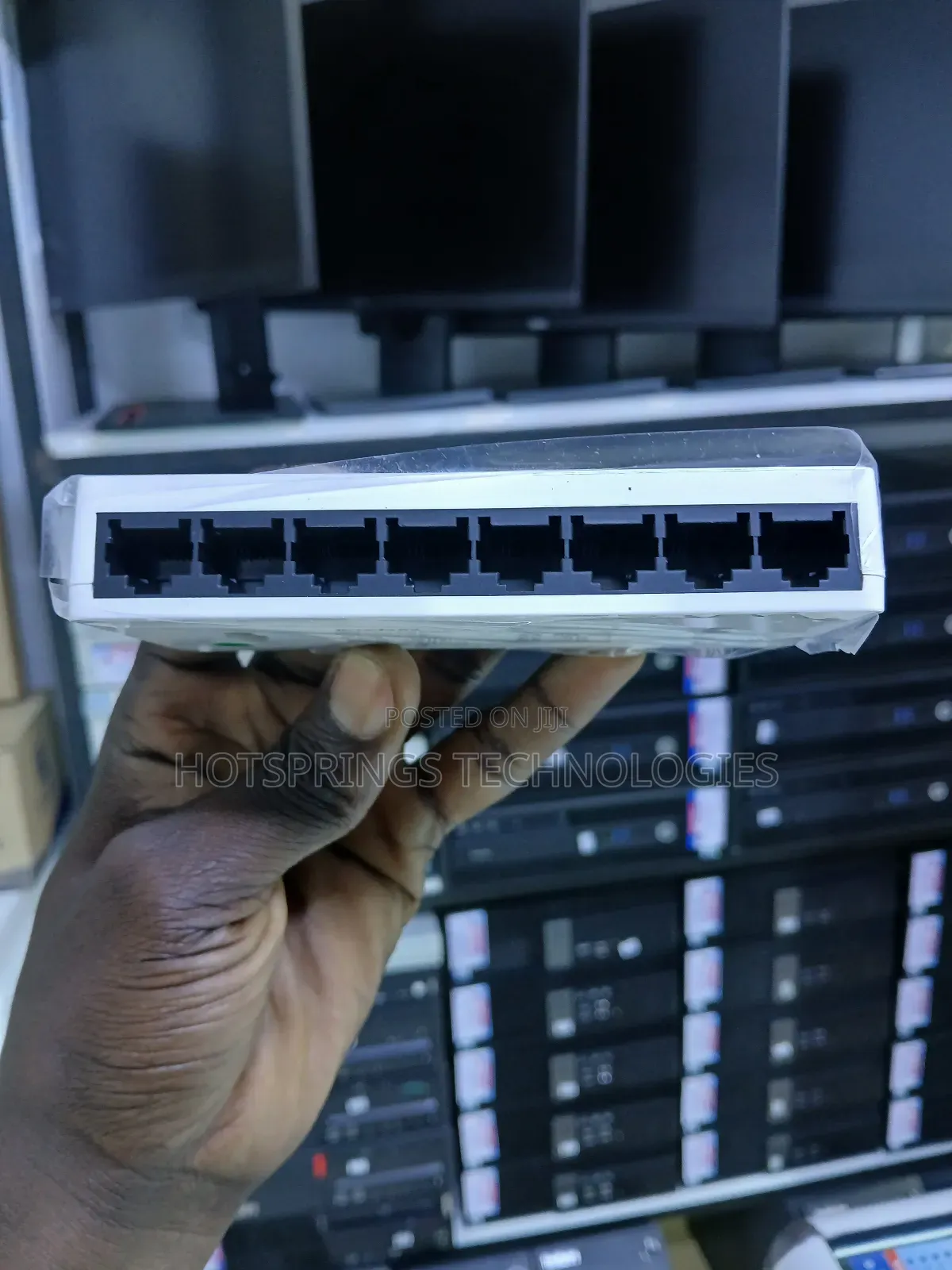 Tenda Desktop 8-Port Switch