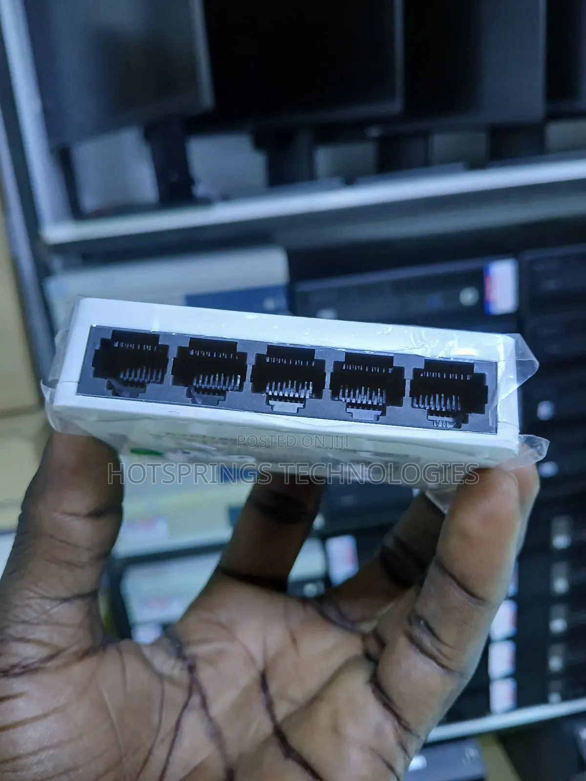 Tenda 5-Port Desktop Switch
