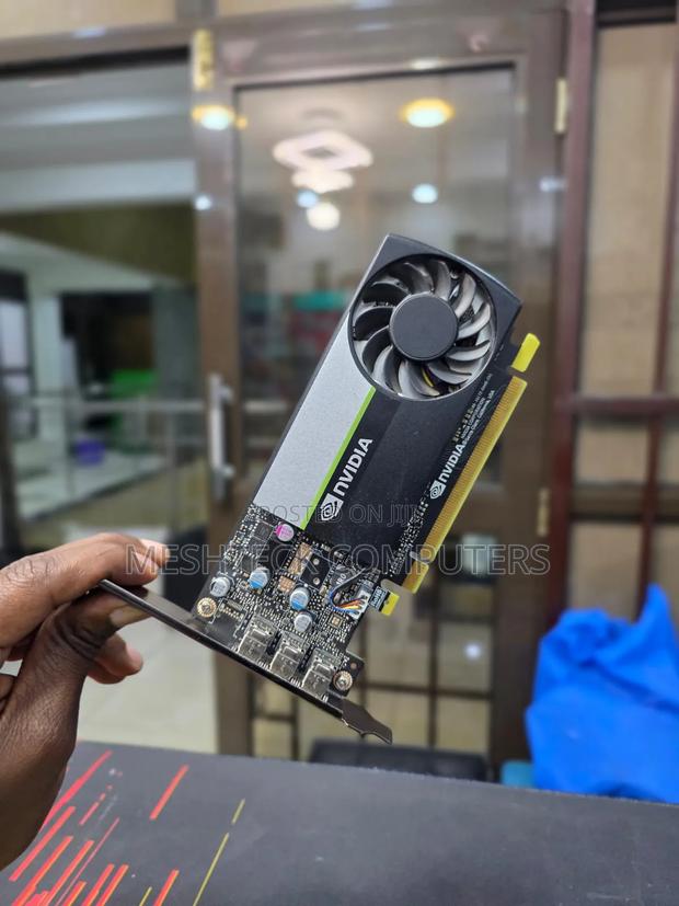 Nvidia Quadro T400
4gb Graphics Card 3 Mini Display Ports at