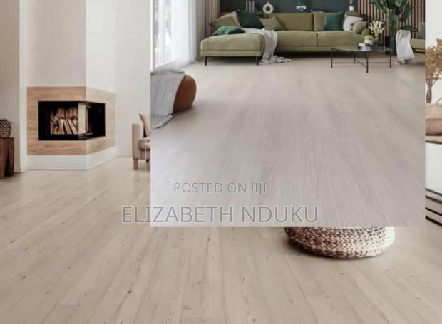 Superior Durability Floor Laminate