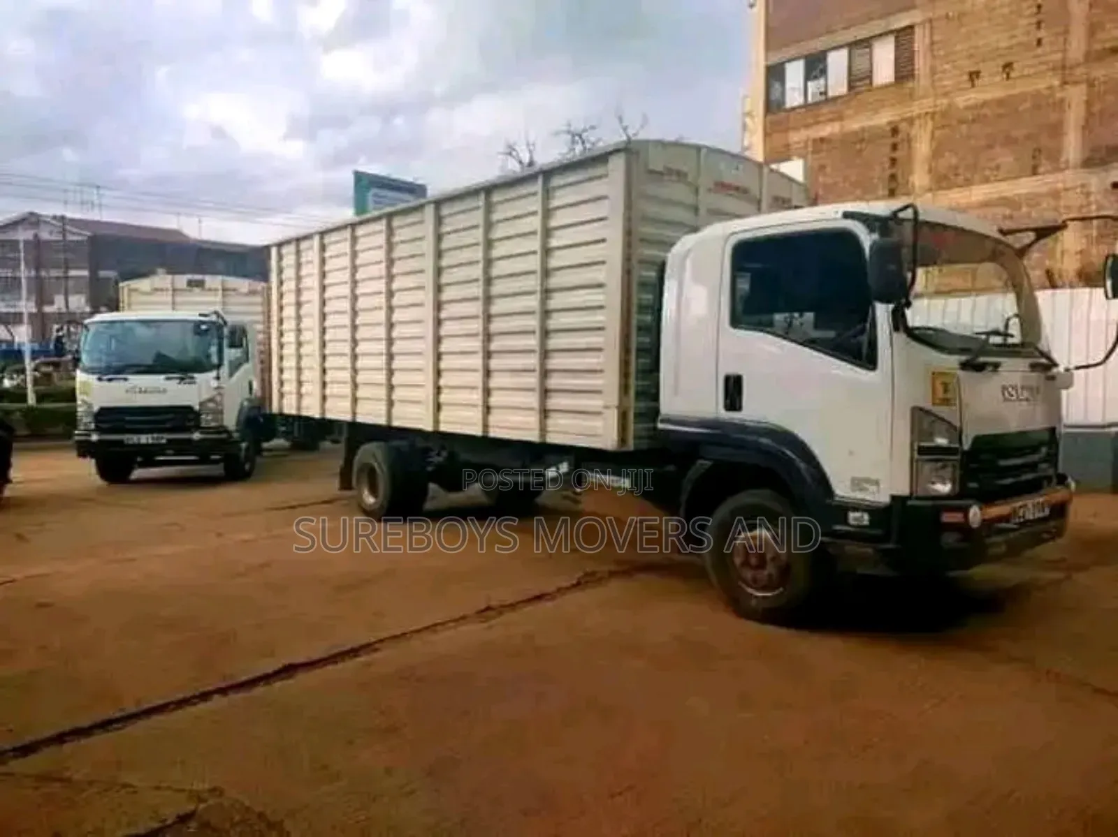 Ask for Transport//Movers Lorry, Pickup, and Trucks
