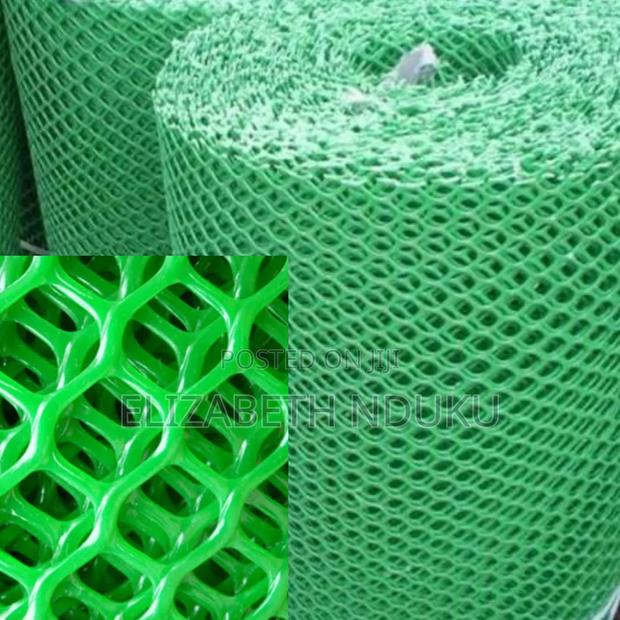 High Strength Plastic Mesh 1m by 25m - main view
