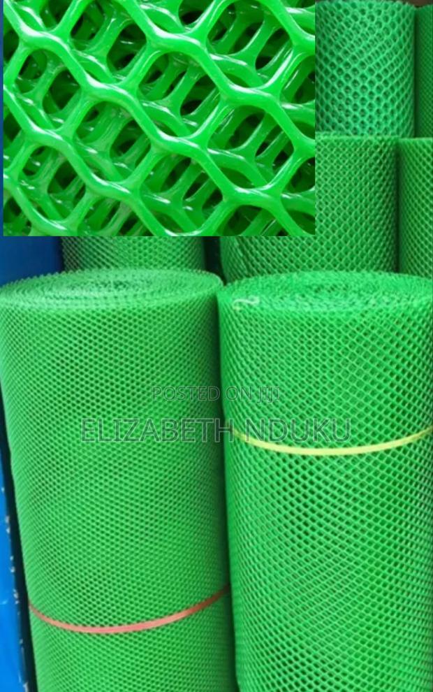 Plastic Mesh 1m by 25m (Uv Stabilized) - main view