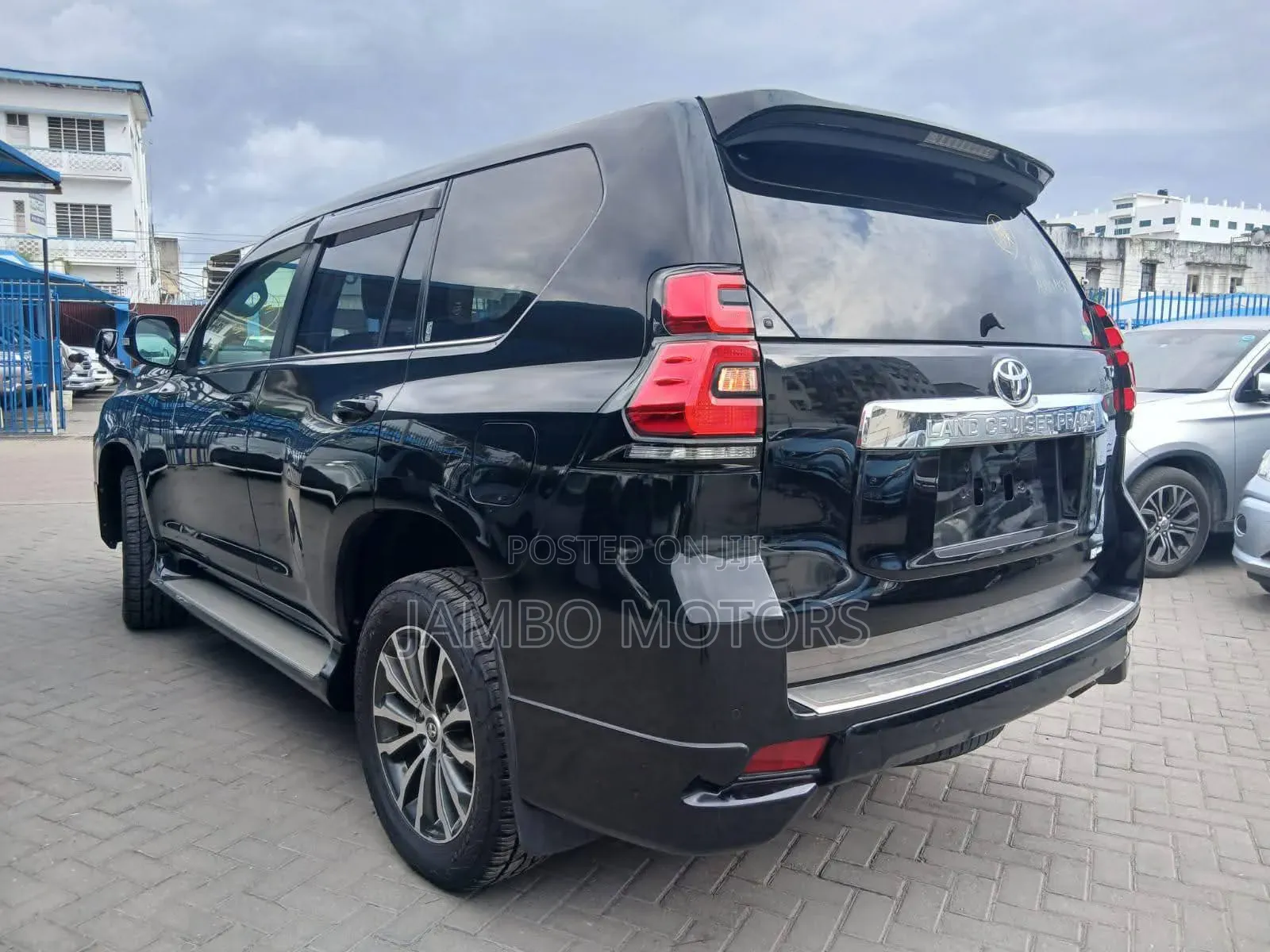 Toyota Land Cruiser Prado 2021 Black