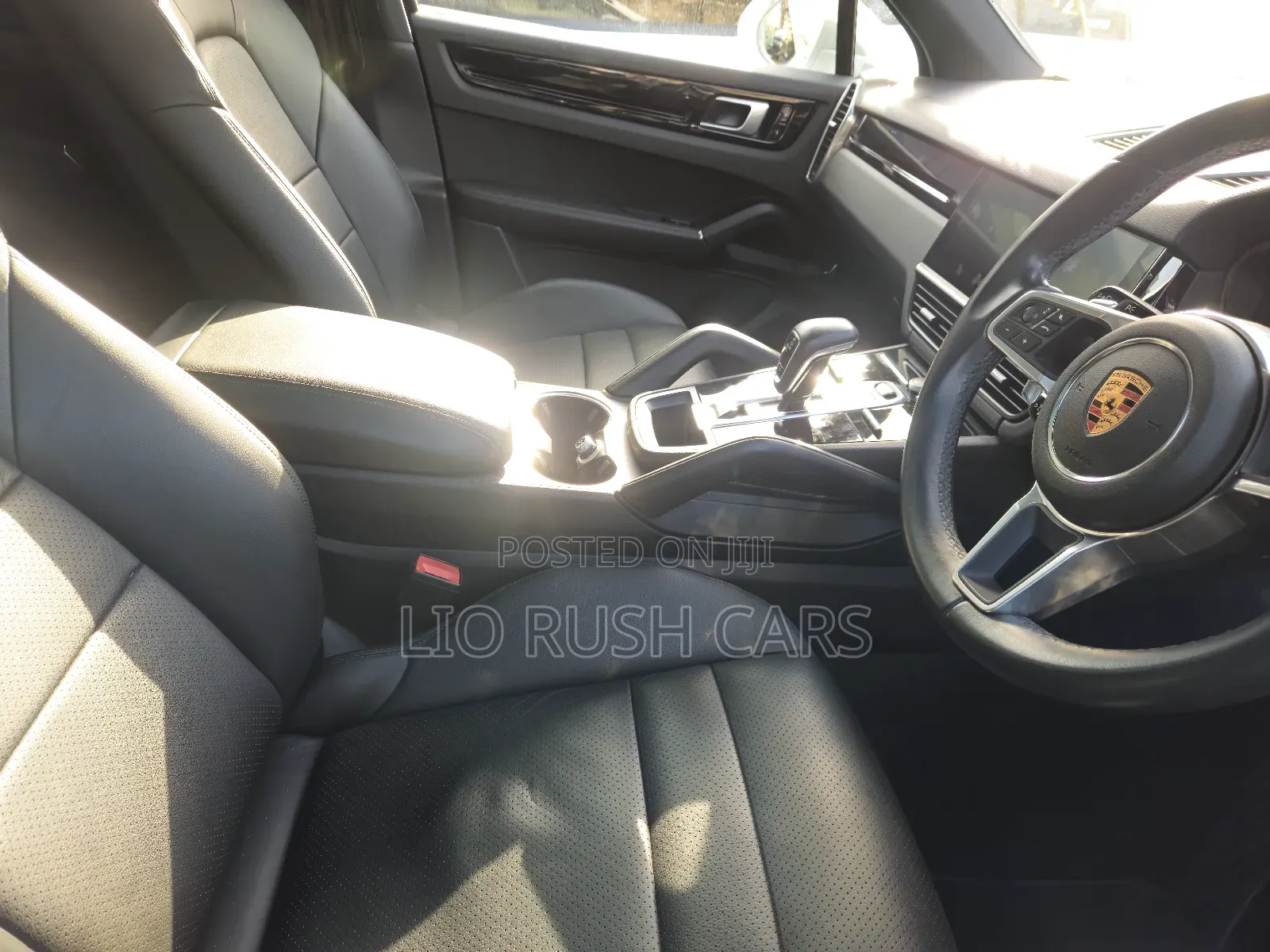 Porsche Cayenne 2019 White