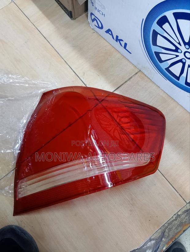 Tail Lens Toyota Allion 240 - main view