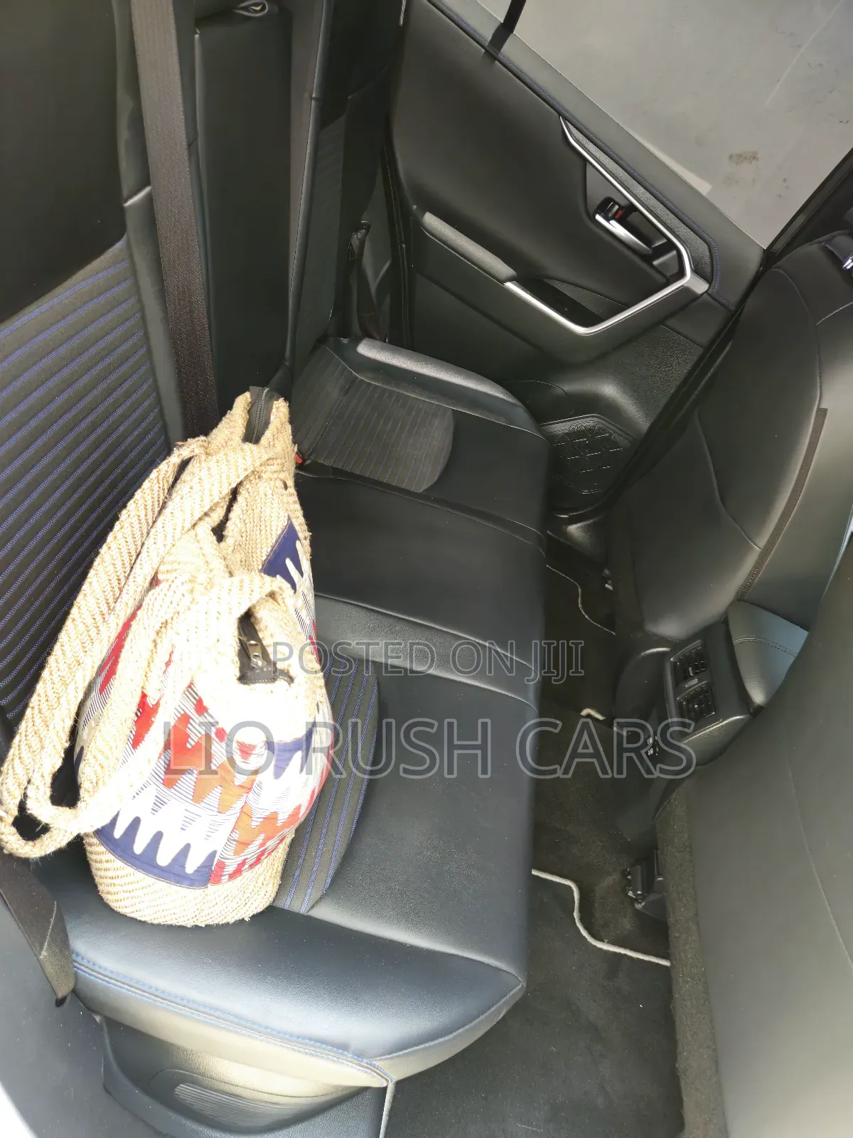 Toyota RAV4 2020 Gray