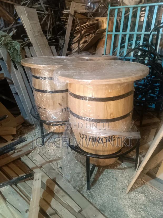 High Bar Barrel Branded Table  - thumbnail 2