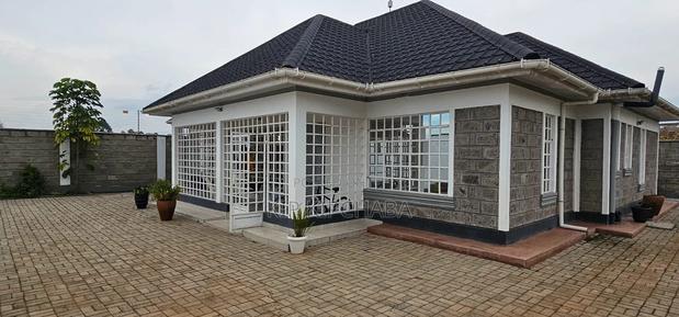 3bdrm Bungalow in Illula for sale - main view