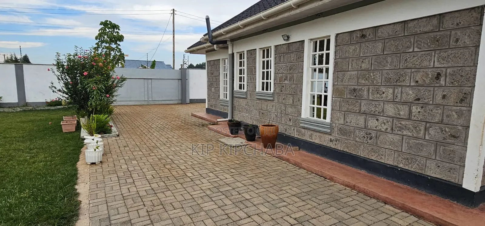 3bdrm Bungalow in Illula for sale