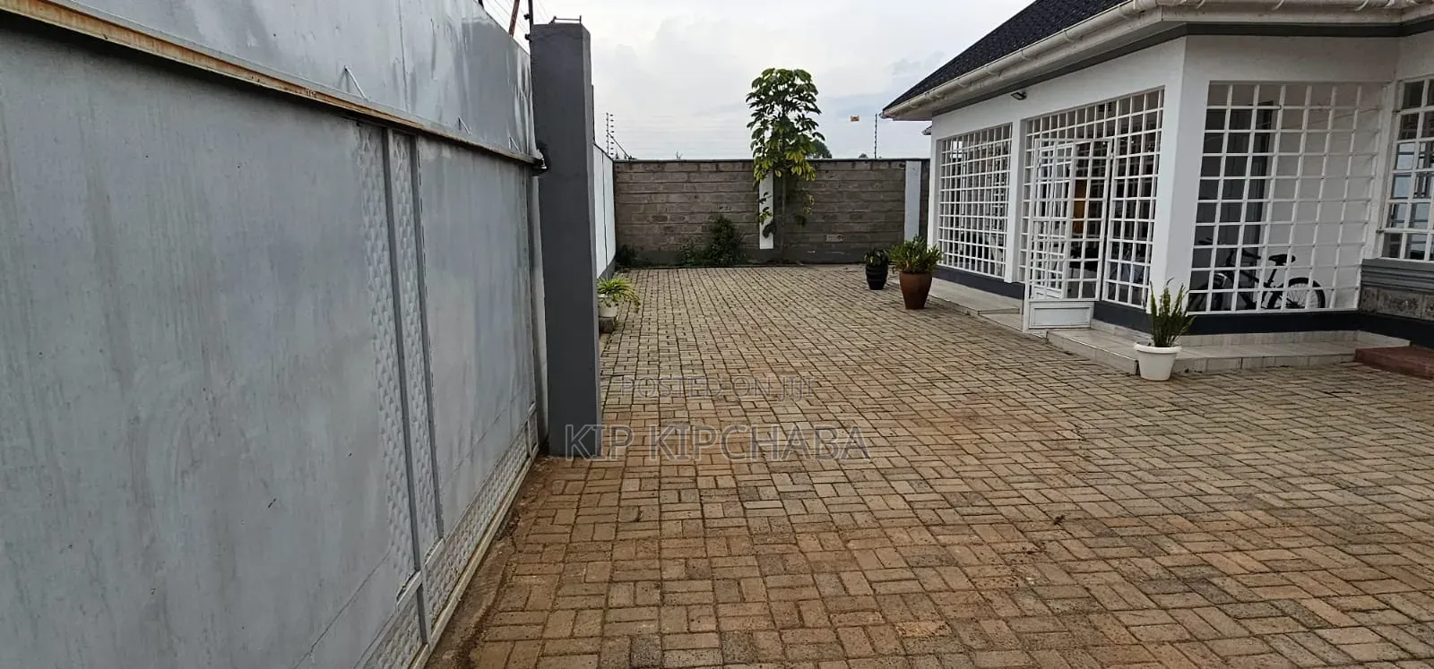 3bdrm Bungalow in Illula for sale
